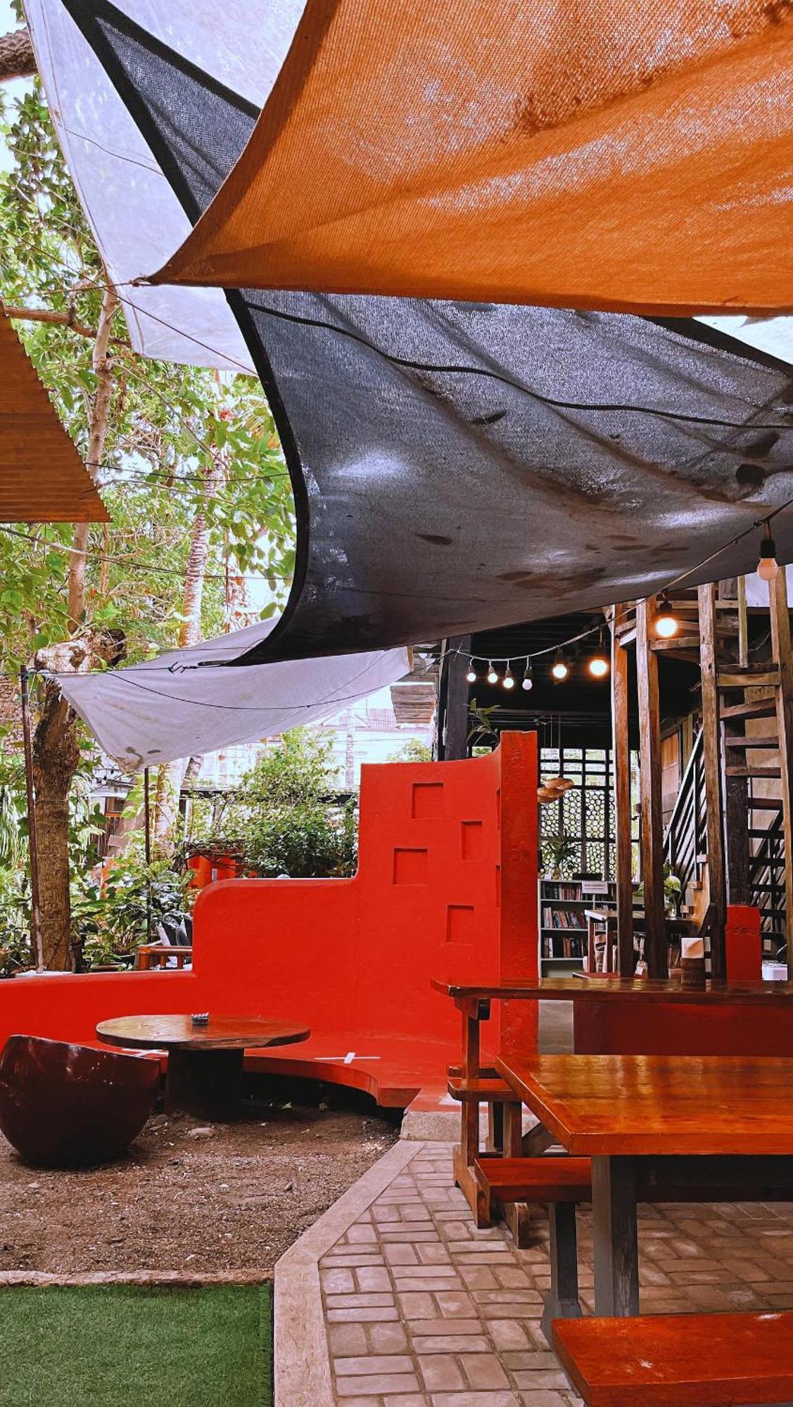 Lazy Dog Bed & Breakfast Balabag  Εξωτερικό φωτογραφία